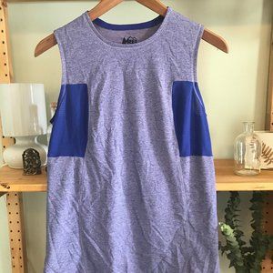 Atheletic top